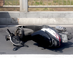 Cảnh sát bác tin đồn 'shipper nhảy cầu' sau vụ tai nạn trên cầu Vĩnh Tuy