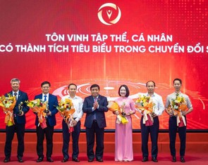Đà Nẵng được vinh danh là 'Thành phố tiêu biểu về chuyển đổi số giai đoạn 2020 - 2024'