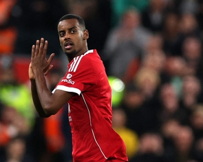 Liverpool tìm đường thoát khủng hoảng