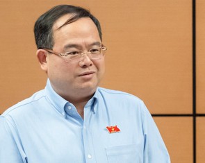 Đại biểu đề xuất bỏ tốt nghiệp THPT để giảm gánh nặng, ngành giáo dục không chạy theo thành tích