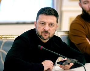 Ông Zelensky khen ngợi đề xuất Nga, Ukraine 'dừng ở vị trí hiện tại' của ông Trump