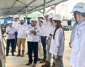 Anh tiếp tục quan tâm đến dự án năng lượng sạch tại Việt Nam