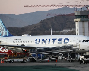 Hàng không Mỹ đối mặt nguy cơ tê liệt khi chính phủ bước sang ngày đóng cửa thứ 24