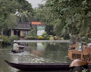 Ngập cũ chưa rút, ngập mới ùa tới, dân Bình Quới chới với