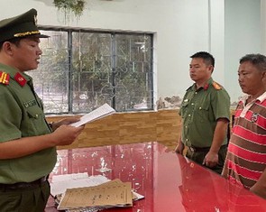 Bắt 2 thuyền trưởng xuất cảnh trái phép ra nước ngoài đánh bắt thủy sản