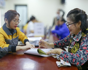 Hà Nội thay đổi lịch chi trả lương hưu tháng 11-2025