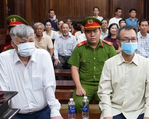 Ông Nguyễn Công Khế nhận 8 năm tù, ông Nguyễn Quang Thông nhận 5 năm 6 tháng tù