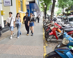TP.HCM rà soát để kiến nghị sử dụng tạm lòng đường, vỉa hè hiệu quả, ngăn lấn chiếm