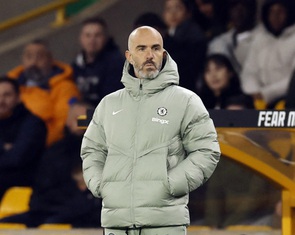 HLV Maresca cảm thấy xấu hổ với kỷ luật của tân binh Chelsea