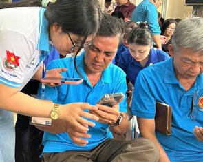 Diễn đàn Ý dân gửi Đảng: Đẩy mạnh 'bình dân học vụ số'