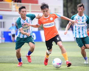 Giải bóng đá công nhân, viên chức Việt Nam 2025 qua ảnh của sinh viên truyền thông