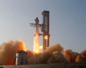 NASA gây sức ép, SpaceX tung kế hoạch rút gọn đưa người trở lại Mặt trăng trước Trung Quốc