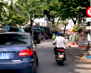 Xử phạt lái xe biển xanh đi vào đường cấm ở TP.HCM