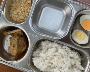 Hiệu trưởng xin lỗi vì suất ăn bán trú 25.000 đồng như 10.000 đồng