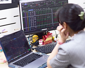 Tin tức sáng 10-10: Đại gia xăng dầu miền Tây liên tiếp đón tin không vui; Cứu 3.000 người đột quỵ