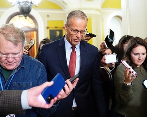 Thượng viện Mỹ hóa giải bế tắc về đóng cửa chính phủ