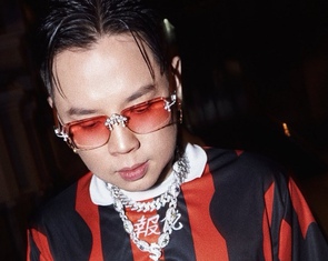 Rapper Andree lên tiếng về các ca khúc 'lệch chuẩn'