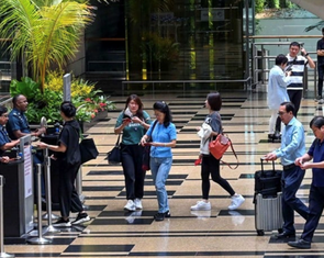 Bay từ Singapore sẽ phải trả thêm phí 'nhiên liệu xanh'