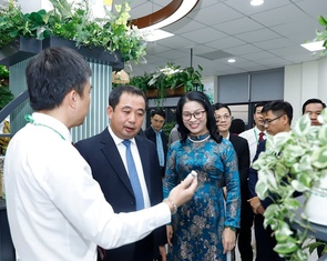 Bộ trưởng Trần Đức Thắng đặt hàng nghiên cứu chế biến đất hiếm