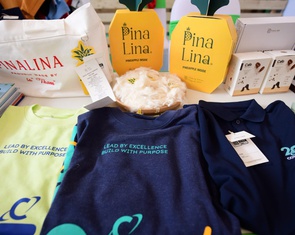 Bất ngờ với vải sợi dứa vừa thoáng vừa thơm