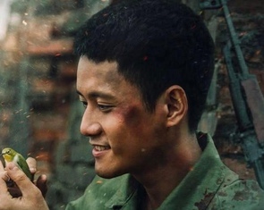 'Mưa đỏ' đạt 1 triệu lượt xem sau ngày đầu chiếu miễn phí