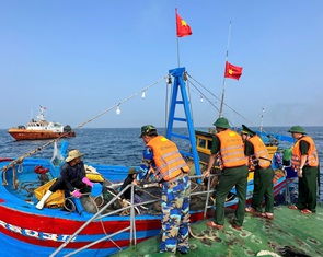 Tàu cá không ghi nhật ký khai thác thủy sản bị phạt tới 700 triệu đồng