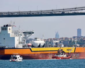 Mỹ: Lệnh trừng phạt khiến doanh thu dầu mỏ Nga giảm mạnh