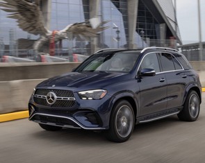 Mercedes-Benz GLE 400e ra mắt Việt Nam: Giá 4,669 tỉ đồng, có thể đi 110km không cần xăng