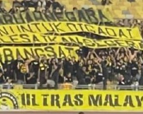 Người hâm mộ Malaysia nổi giận: 'Đừng chà đạp danh dự quốc gia'