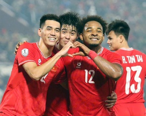 Đội hình ra sân tuyển Việt Nam đấu với Lào: Xuân Son dự bị, Tiến Linh đá chính