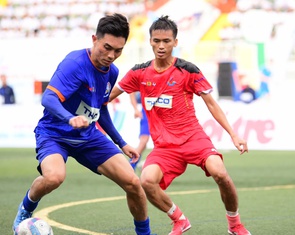 Góp 250 triệu đồng ủng hộ đoàn viên, công nhân lao động miền Trung bị lũ lụt