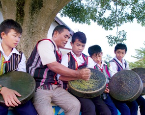 Cồng chiêng Tây Nguyên: Nhịp thở của đại ngàn và bản hùng ca bất tận