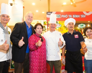 Bình Tây Food: Phở ăn liền ra quốc tế phải chuẩn vị Việt