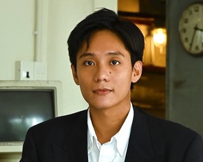 Bảo Định 'Tử chiến trên không' vắng mặt ở Liên hoan phim Việt Nam vì lo cho gia đình sau mưa lũ