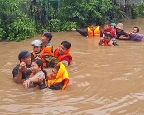 Giảm nhẹ thiệt hại do bão lũ: Phải chủ động ứng phó từ sớm, từ xa