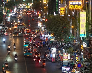 TP.HCM: Chủ tịch phường, xã chịu trách nhiệm nếu vỉa hè bị lấn chiếm