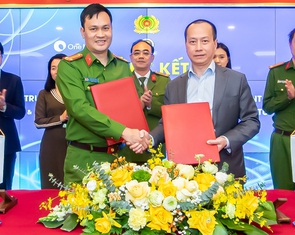 Bộ Công an triển khai dịch vụ xác thực điện tử qua VNeID trên ứng dụng OneU