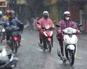 Thời tiết hôm nay 4-11: Bắc Bộ rét đậm, Trung Bộ mưa dầm, Nam Bộ triều lên