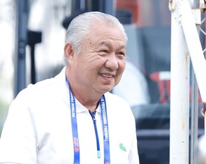 HLV Đặng Trần Chỉnh phá dớp toàn thua ở sân Bình Dương