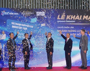 EVNHCMC đồng hành cùng Triển lãm Ngành năng lượng, công nghiệp hỗ trợ