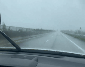 Cấm toàn bộ xe trên cao tốc từ Tam Kỳ đến Quảng Ngãi khi bão Kalmaegi đổ bộ