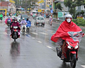 Học sinh, sinh viên tại Đà Lạt nghỉ học tránh ảnh hưởng của bão Kalmaegi