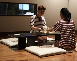 Xem concert của G-DRAGON mua sắm tẹt ga, xem thực cảnh, chèo thuyền tới xông hơi chuẩn Hàn Quốc