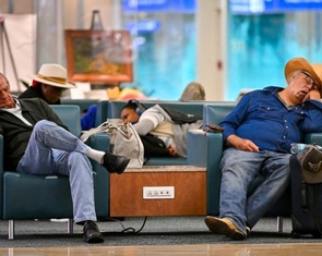 Hàng không Mỹ rung lắc vì chính phủ đóng cửa quá lâu