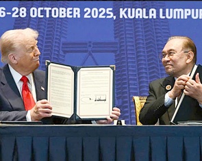 Mỹ cài điều khoản thương mại khiến ASEAN lo