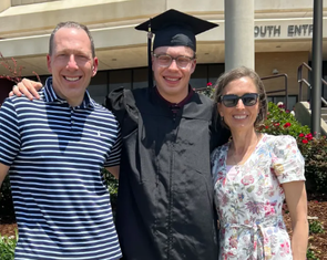 Nhiều người trẻ tự tử nghi do ChatGPT xúi giục, OpenAI bị kiện hàng loạt