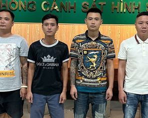 Công an Đồng Nai bắt nhóm cho vay nặng lãi, thu giữ súng và 200 viên đạn chì