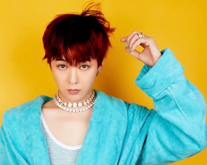 Vì sao G-DRAGON là huyền thoại? 'Fan service' siêu đẳng và một bản thể hấp dẫn