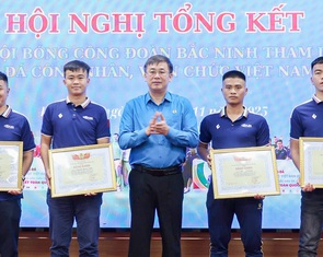 Bắc Ninh vinh danh hai đội tham dự Giải bóng đá công nhân, viên chức Việt Nam 2025