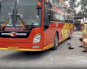 Xe khách chở quá tải trọng hơn 200% trên cao tốc